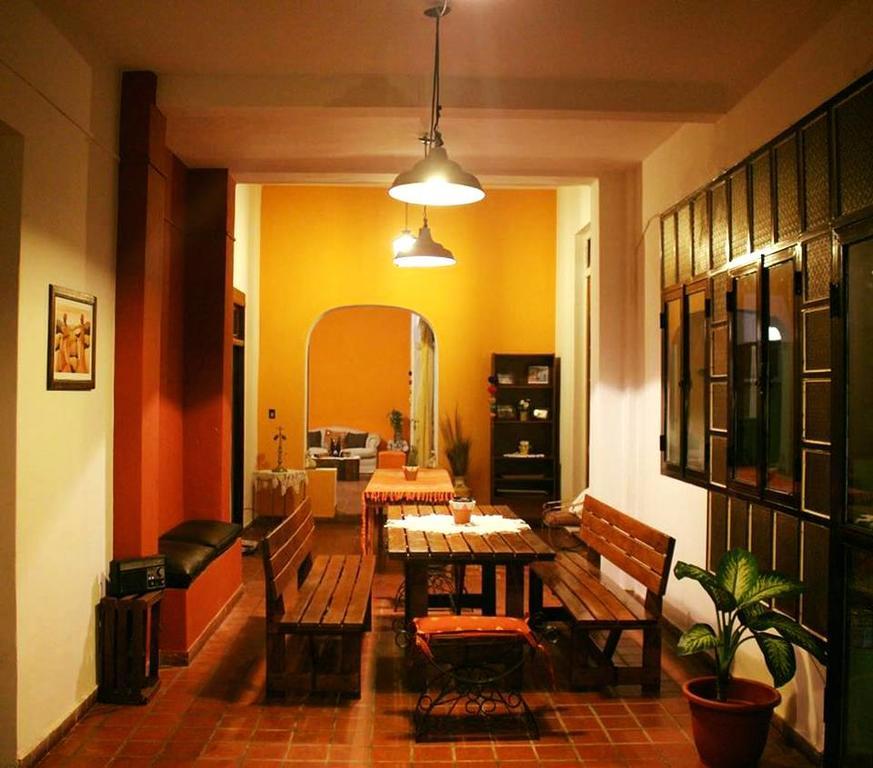 Gute Nacht Hostel La Rioja Exteriér fotografie